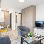 Penthouse - New - Modern & Quiet