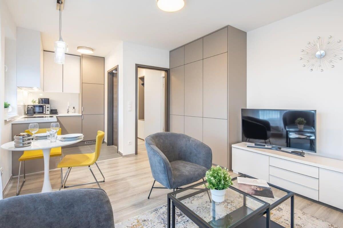 Penthouse - New - Modern & Quiet Apartment *